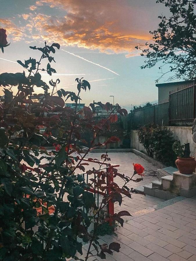 Апартаменти Bed & Breakfast Lipi Поццуолі Екстер'єр фото